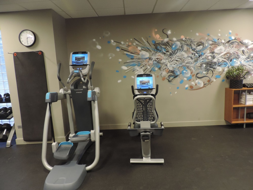 Thompson Chicago, by Hyatt — Sports & recreation in Chicago, Illinois