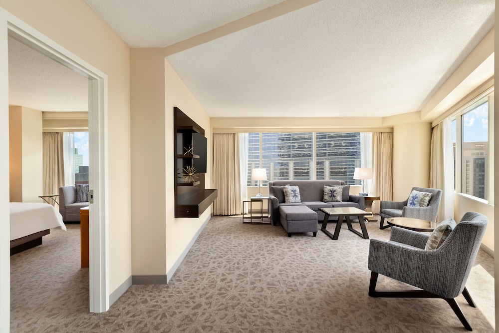 Swissotel - Chicago — Hotel rooms in Chicago, Illinois