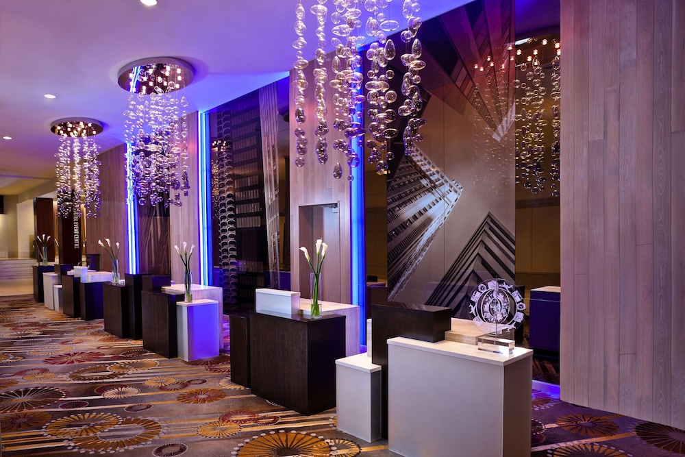 Swissotel - Chicago — Restaurant & bars in Chicago, Illinois