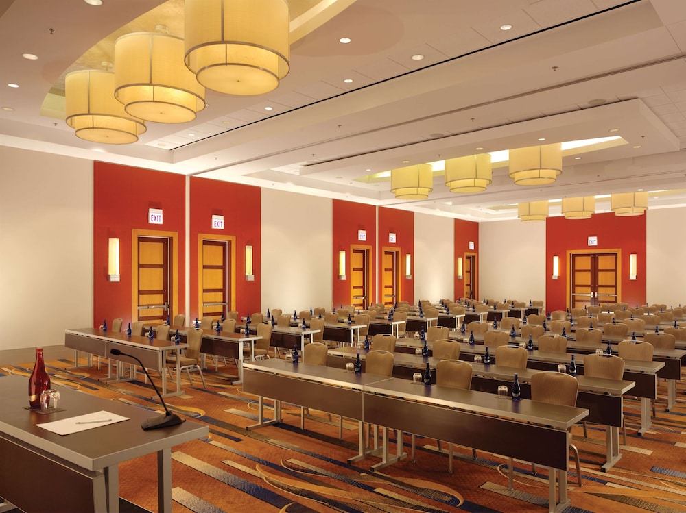 Swissotel - Chicago — Restaurant & bars in Chicago, Illinois