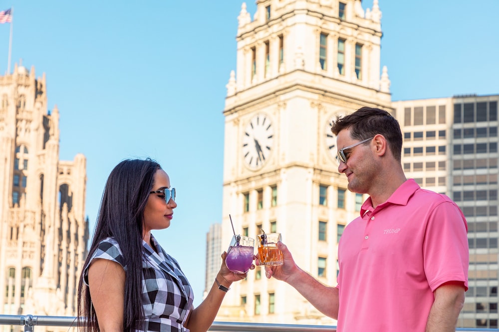 Trump International Hotel & Tower Chicago — Restaurant & bars in Chicago, Illinois