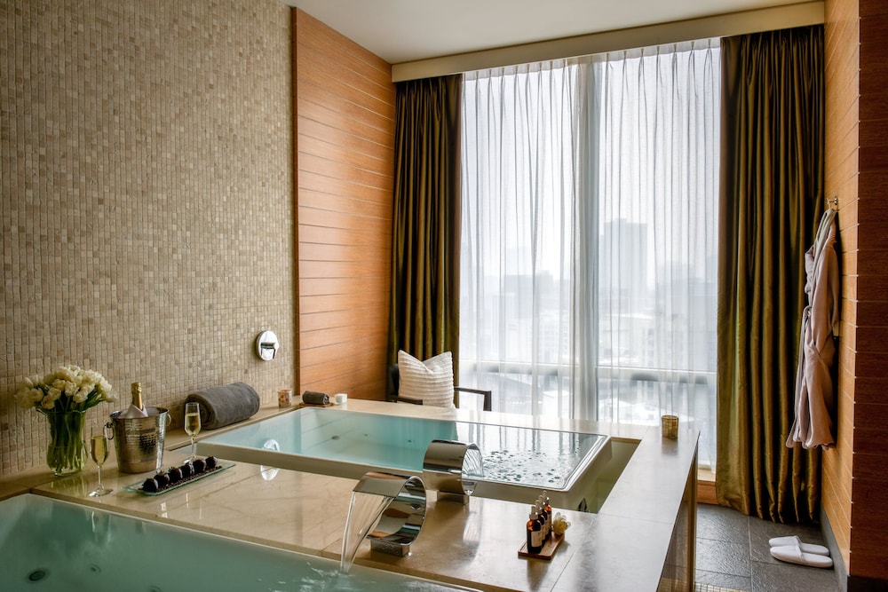 Trump International Hotel & Tower Chicago — Spa in Chicago, Illinois