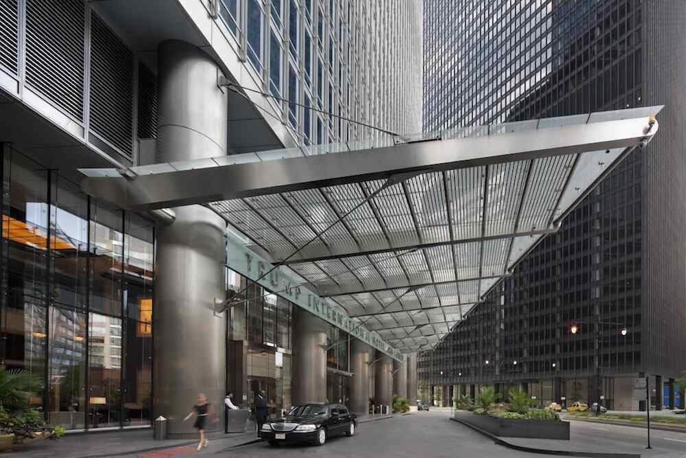 Trump International Hotel & Tower Chicago — Hotel building in Chicago, Illinois