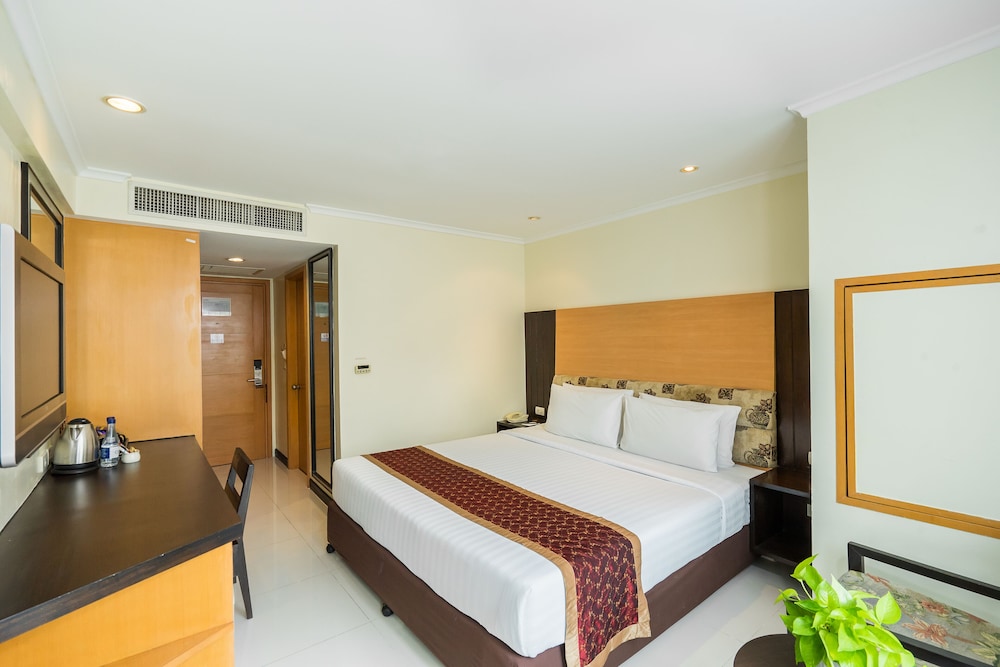 Citin Pratunam Bangkok Hotel by Compass Hospitality — Hotel rooms in Bangkok, Bangkok