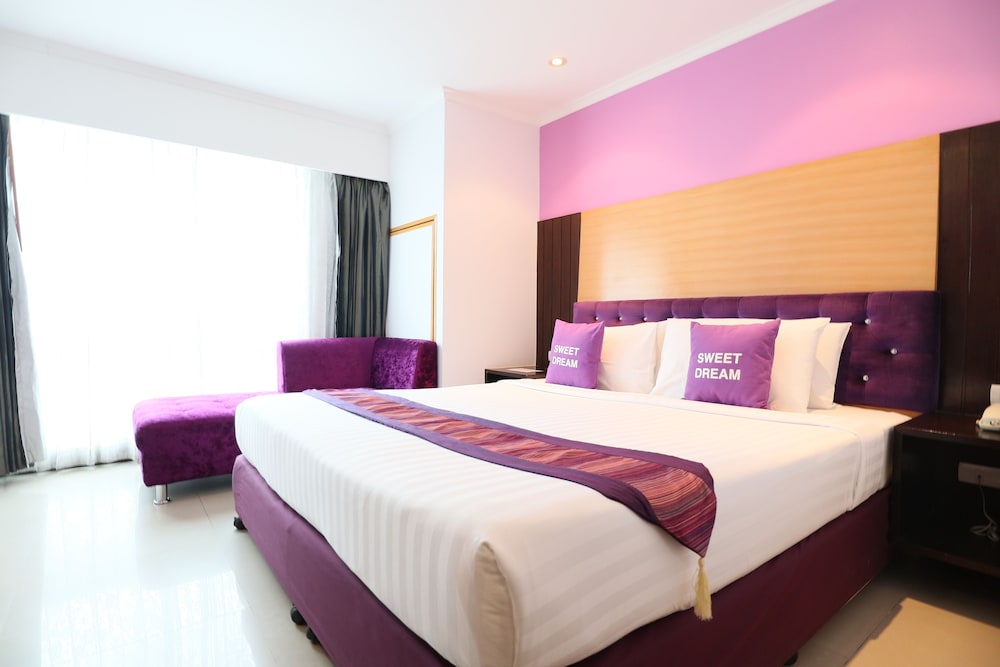 Citin Pratunam Bangkok Hotel by Compass Hospitality — Hotel rooms in Bangkok, Bangkok