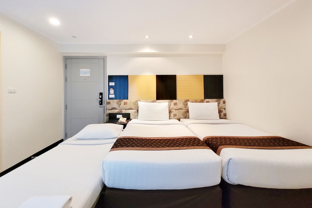 Citin Pratunam Bangkok Hotel by Compass Hospitality — Hotel rooms in Bangkok, Bangkok