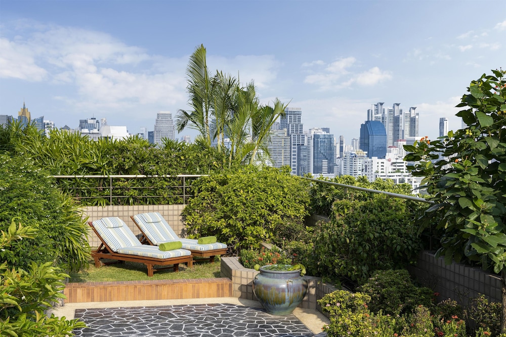 Conrad Bangkok — Attractions in the area in Bangkok, Bangkok