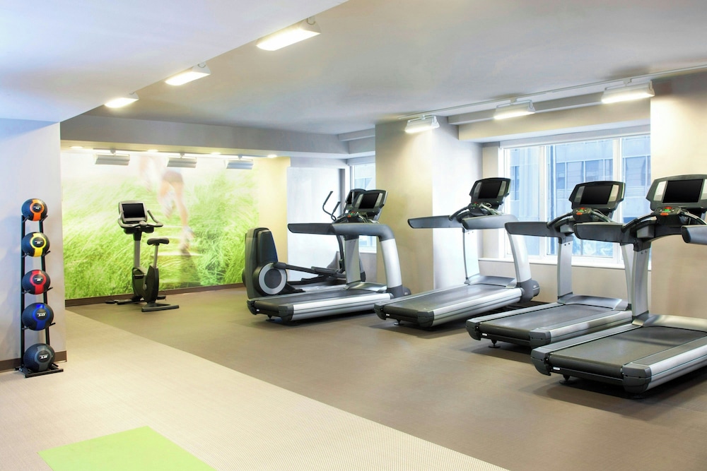 The Westin Michigan Avenue Chicago — Sports & recreation in Chicago, Illinois