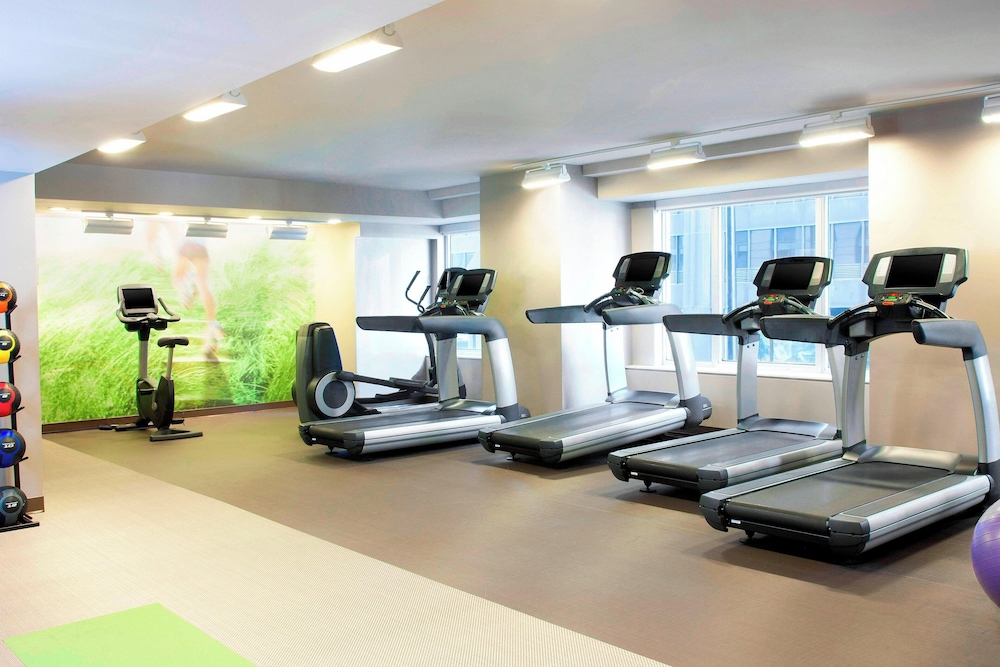 The Westin Michigan Avenue Chicago — Sports & recreation in Chicago, Illinois