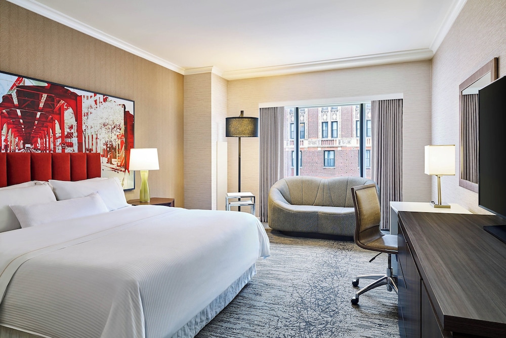 The Westin Michigan Avenue Chicago — Hotel rooms in Chicago, Illinois