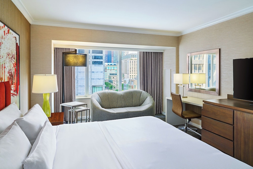 The Westin Michigan Avenue Chicago — Hotel rooms in Chicago, Illinois