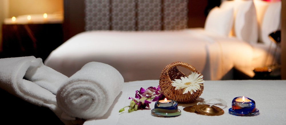 The Westin Michigan Avenue Chicago — Spa in Chicago, Illinois