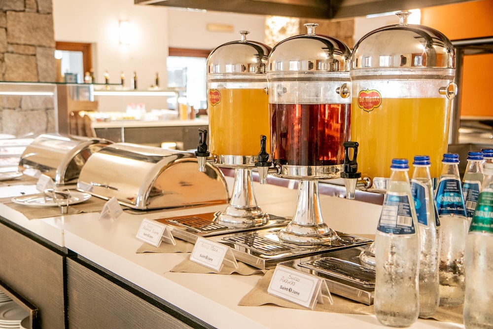 Limone Beach Resort — Restaurant & bars in Castiadas, Sardinia