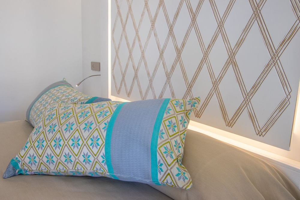 Limone Beach Resort — Hotel rooms in Castiadas, Sardinia