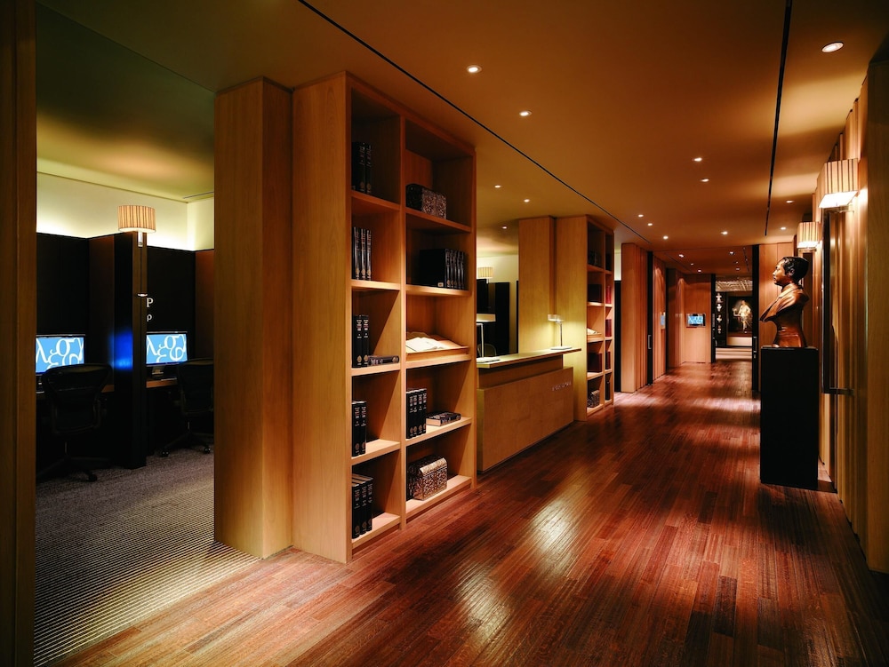 Grand Hyatt Erawan Bangkok — Hotel building in Bangkok, Bangkok