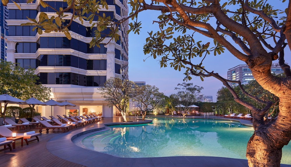 Grand Hyatt Erawan Bangkok — Swimming pool in Bangkok, Bangkok
