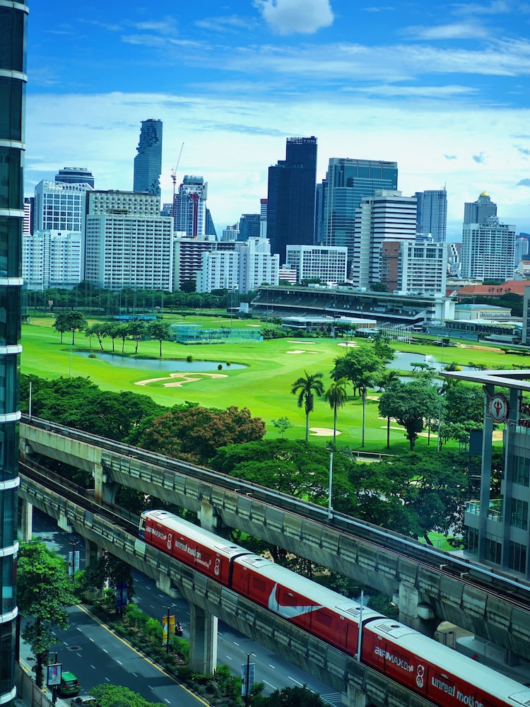 Grand Hyatt Erawan Bangkok — Attractions in the area in Bangkok, Bangkok