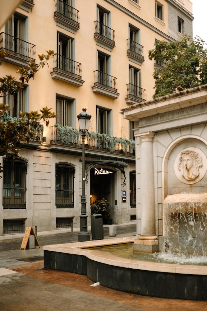 Radisson Blu Boutique Hotel, Madrid Prado - zdjęcie 2