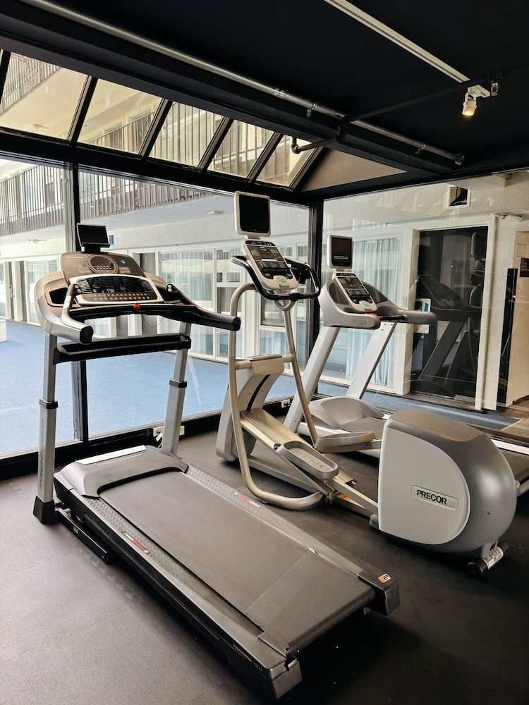 Soma House — Sports & recreation in San Francisco, California