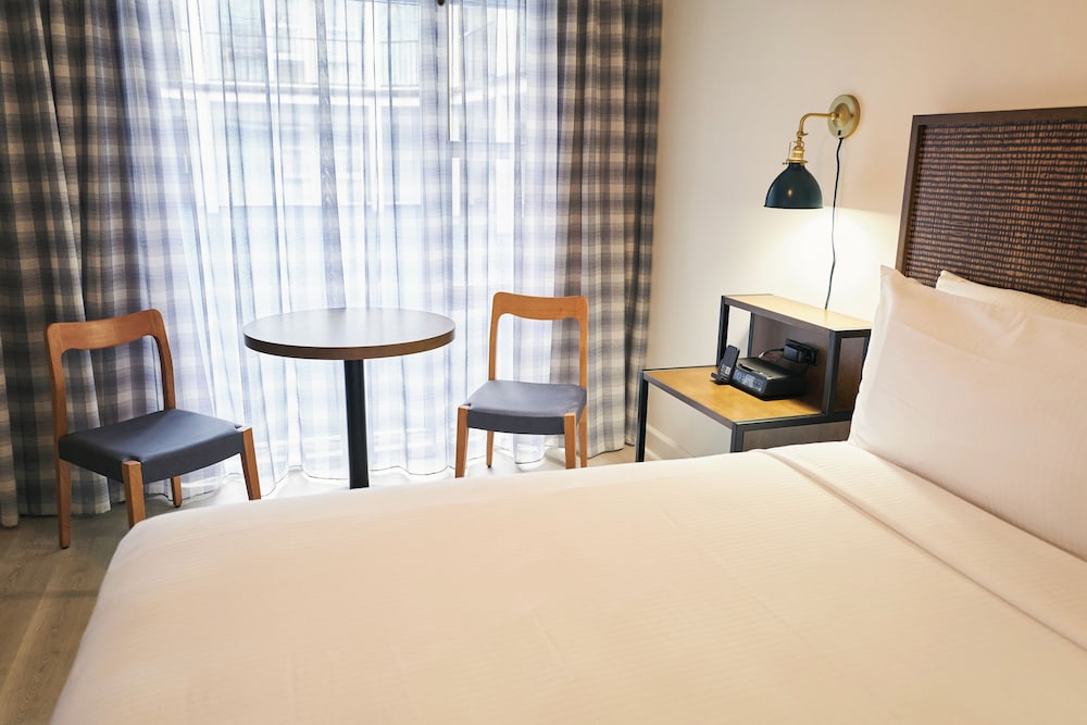 Soma House — Hotel rooms in San Francisco, California