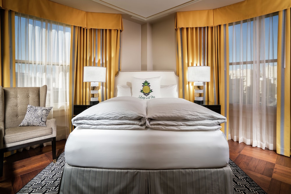Staypineapple, An Elegant Hotel, Union Square — Hotel rooms in San Francisco, California
