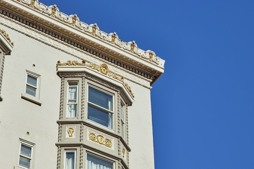 Staypineapple, An Elegant Hotel, Union Square — Hotel building in San Francisco, California