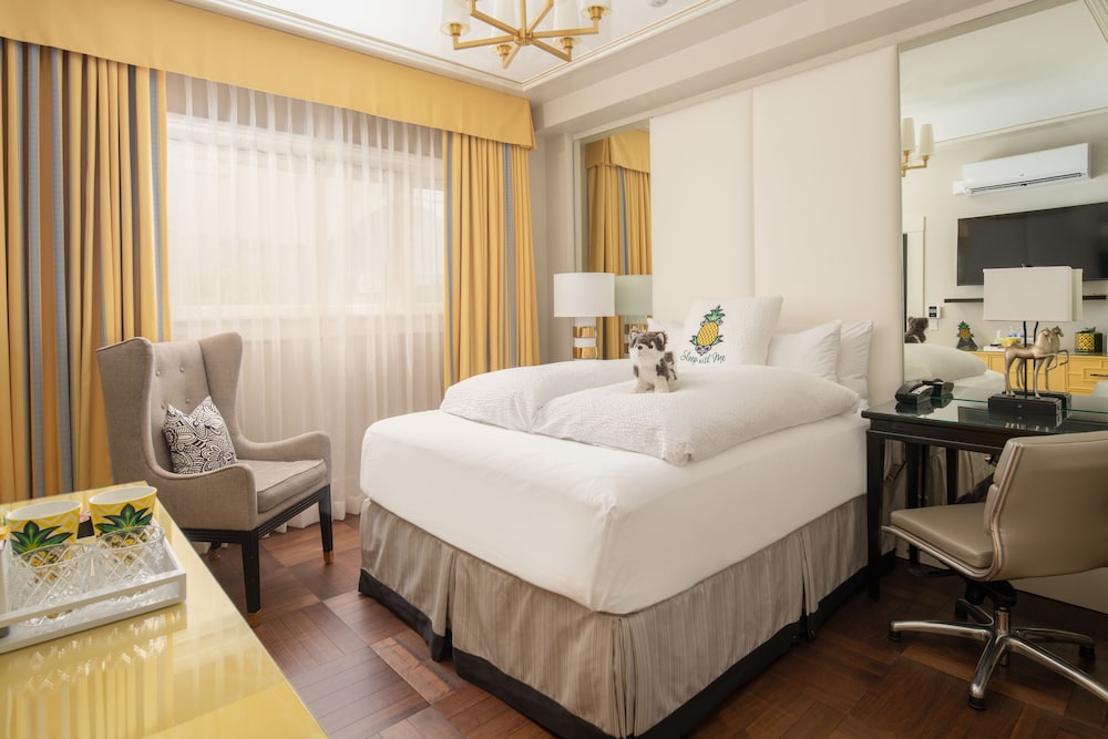 Staypineapple, An Elegant Hotel, Union Square — Hotel rooms in San Francisco, California