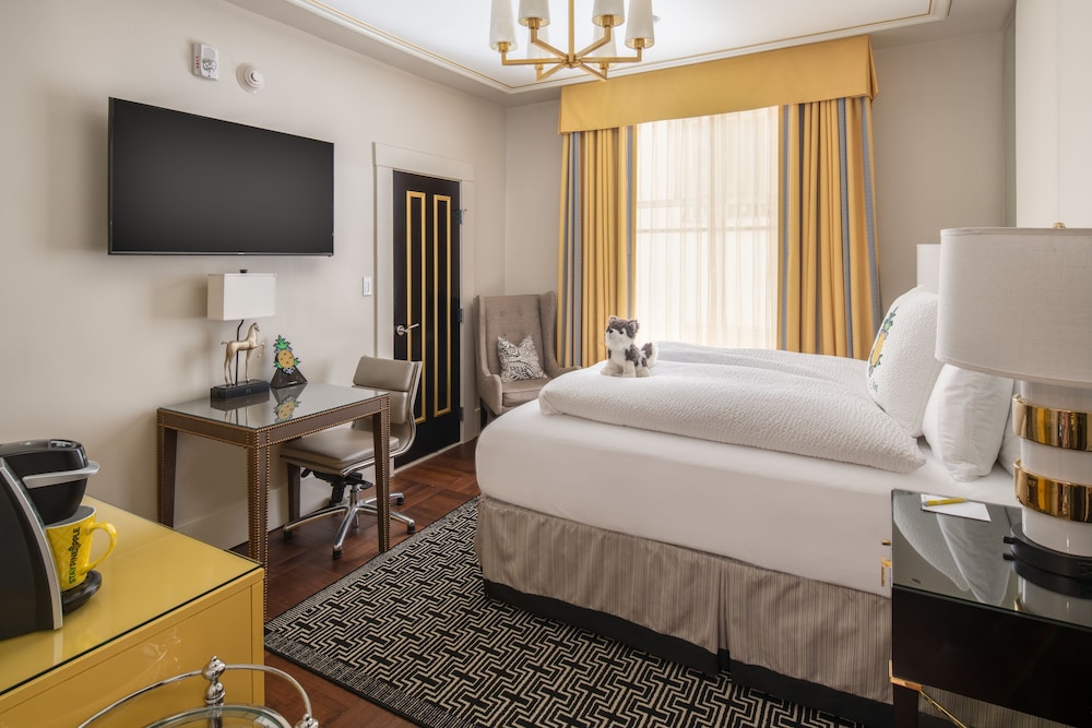 Staypineapple, An Elegant Hotel, Union Square — Hotel rooms in San Francisco, California