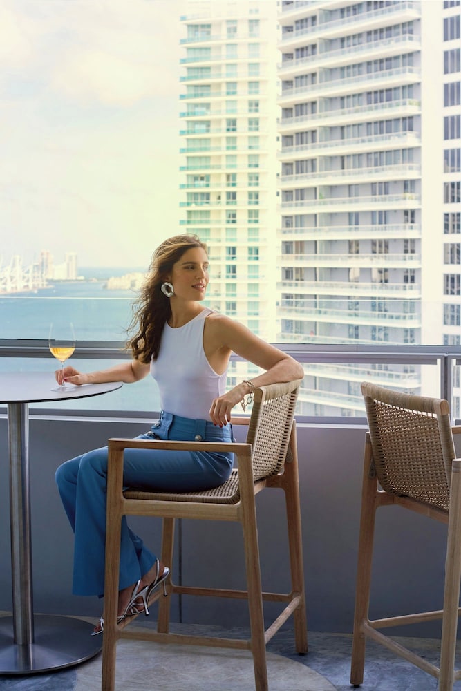 Brickell Arch, a Luxury Collection Hotel, Miami — Hotel rooms in Miami, Florida