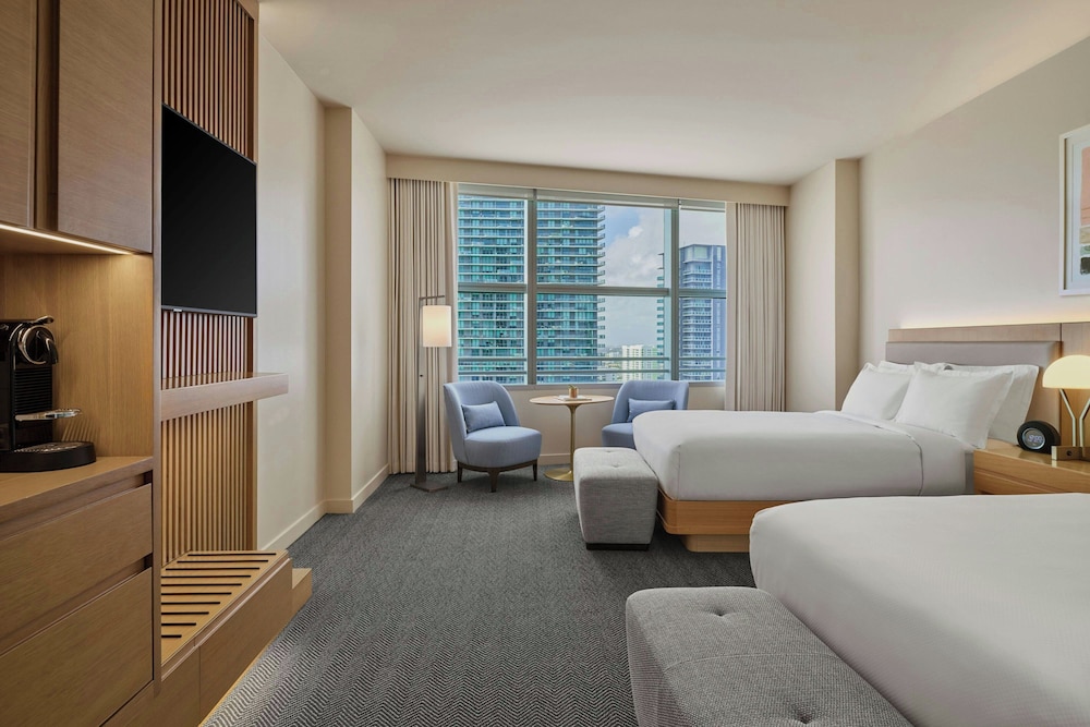 Brickell Arch, a Luxury Collection Hotel, Miami — Hotel rooms in Miami, Florida