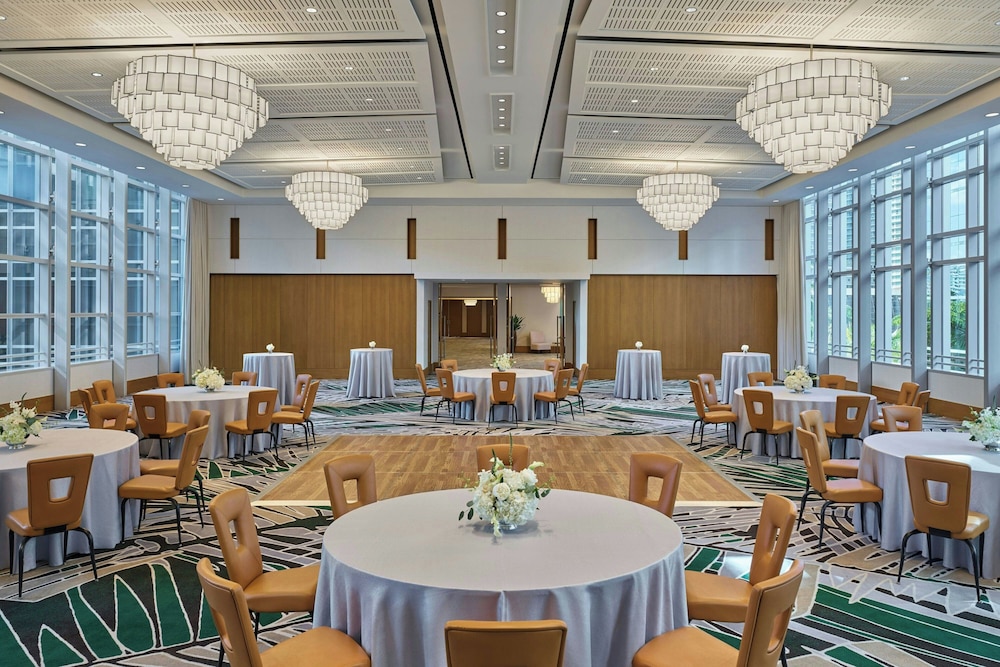 Brickell Arch, a Luxury Collection Hotel, Miami — Restaurant & bars in Miami, Florida