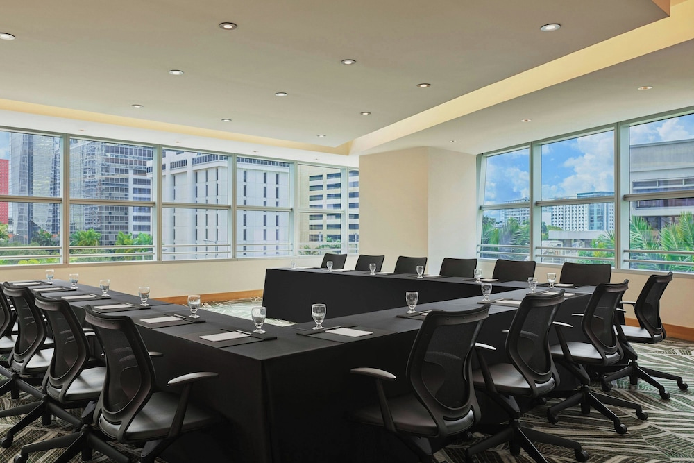 Brickell Arch, a Luxury Collection Hotel, Miami — Hotel building in Miami, Florida