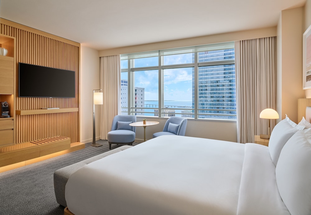 Brickell Arch, a Luxury Collection Hotel, Miami — Hotel rooms in Miami, Florida