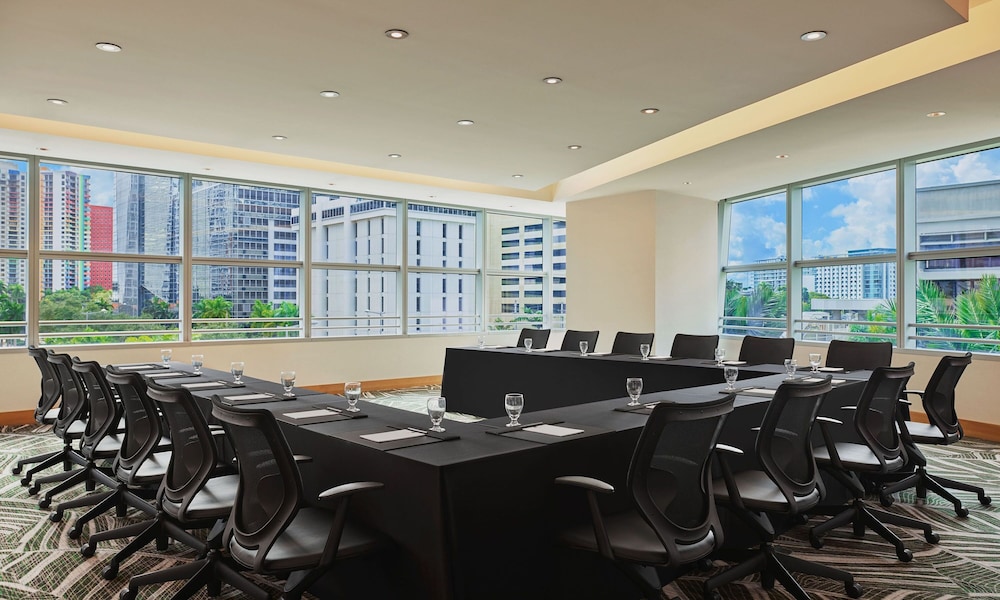 Brickell Arch, a Luxury Collection Hotel, Miami — Hotel building in Miami, Florida