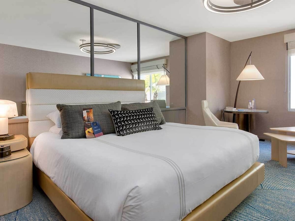 Hotel Zoe Fisherman's Wharf — Hotel rooms in San Francisco, California