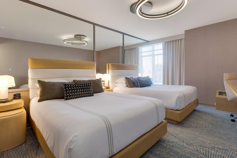 Hotel Zoe Fisherman's Wharf — Hotel rooms in San Francisco, California