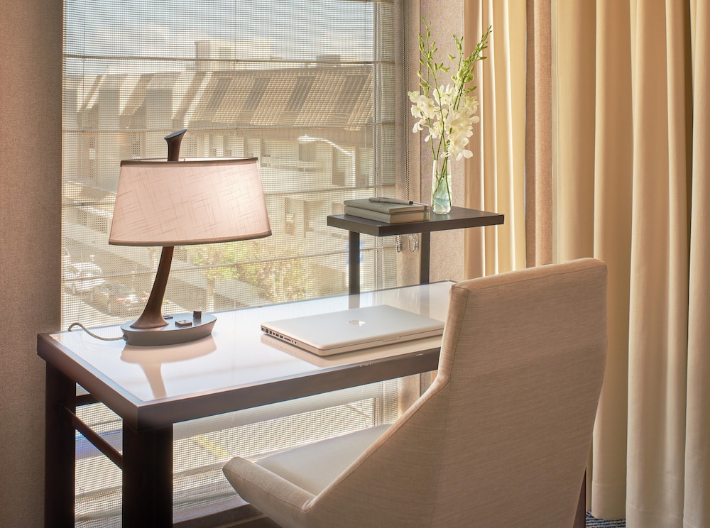 Hotel Zoe Fisherman's Wharf — Hotel rooms in San Francisco, California