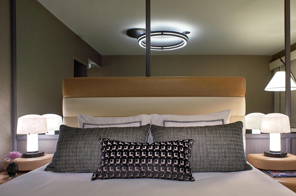 Hotel Zoe Fisherman's Wharf — Hotel rooms in San Francisco, California