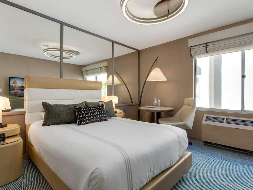 Hotel Zoe Fisherman's Wharf — Hotel rooms in San Francisco, California