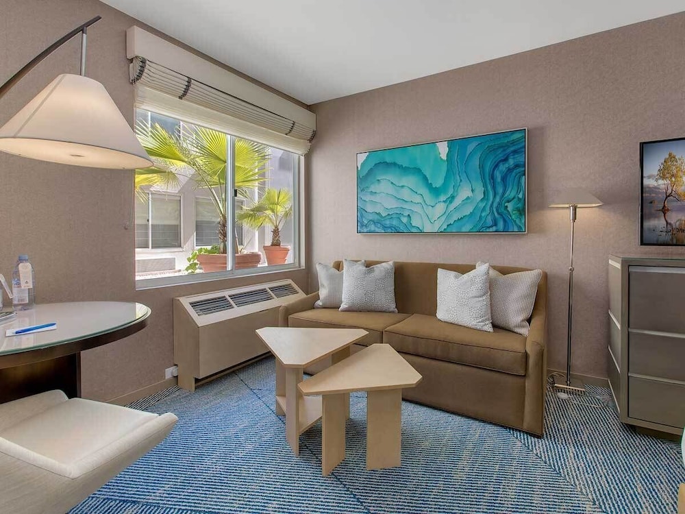 Hotel Zoe Fisherman's Wharf — Hotel rooms in San Francisco, California