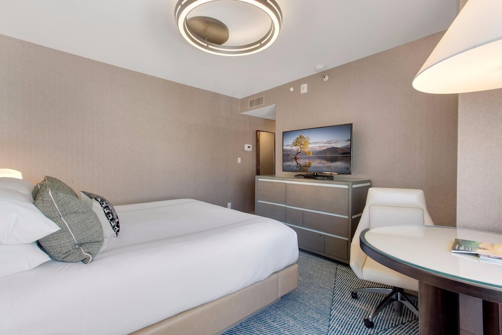 Hotel Zoe Fisherman's Wharf — Hotel rooms in San Francisco, California