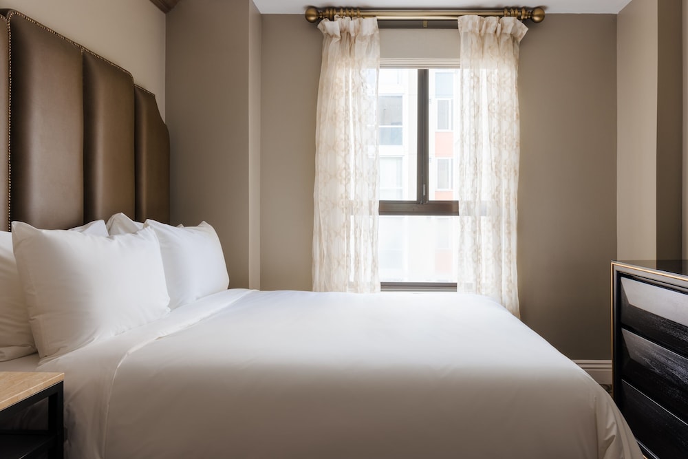 Hotel Bijou - Union Square — Hotel rooms in San Francisco, California