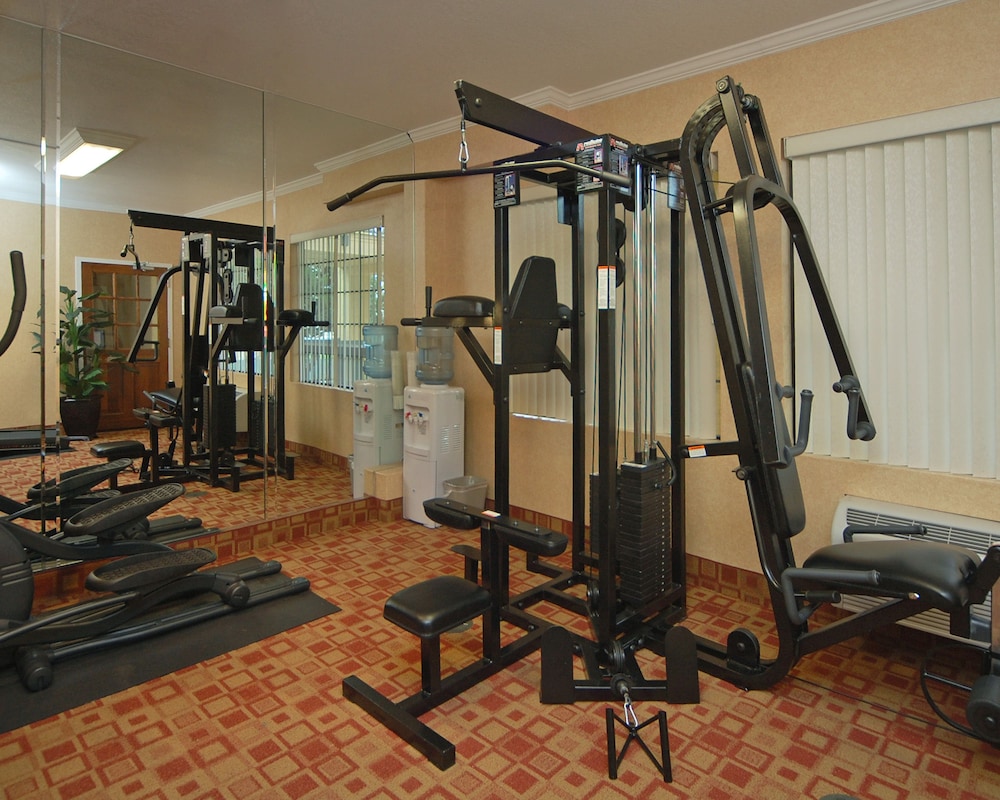 Comfort Inn and Suites San Francisco Airport North — Sports & recreation in Brisbane, California