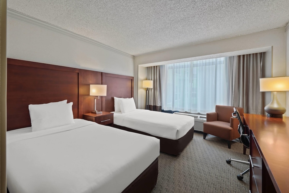 Comfort Inn by the Bay — Hotel rooms in San Francisco, California