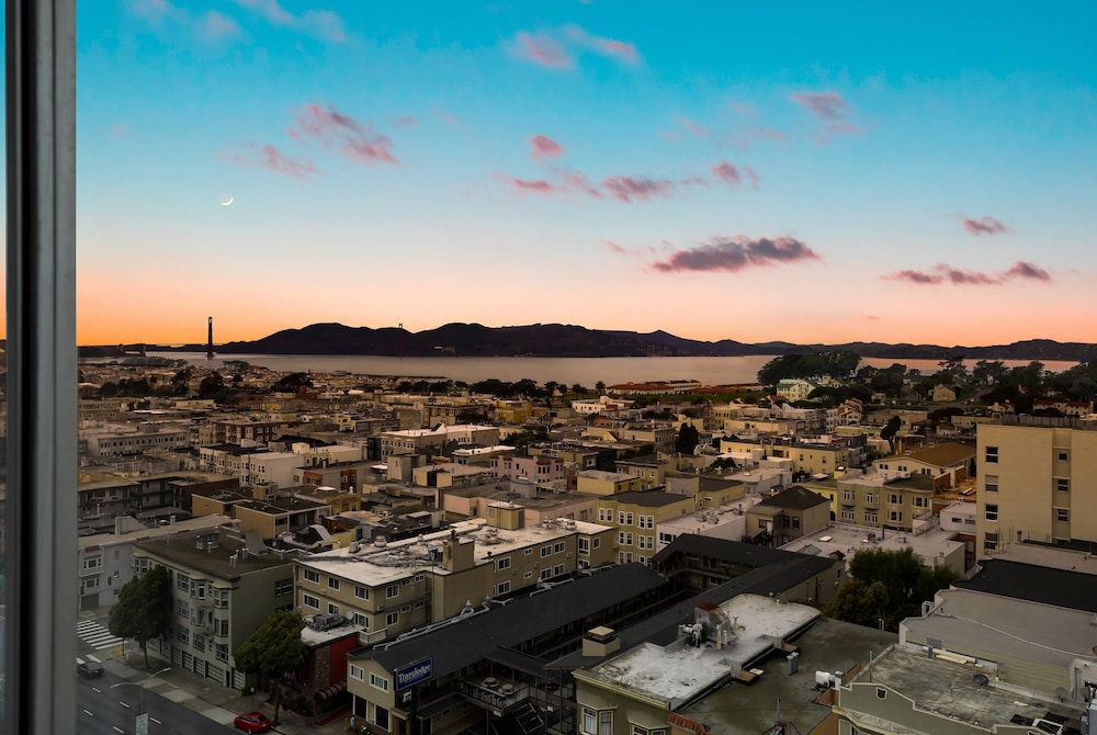 Comfort Inn by the Bay — Attractions in the area in San Francisco, California