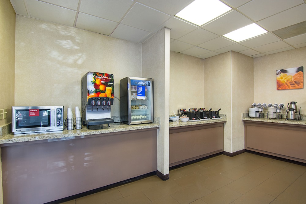 Comfort Inn by the Bay — Restaurant & bars in San Francisco, California