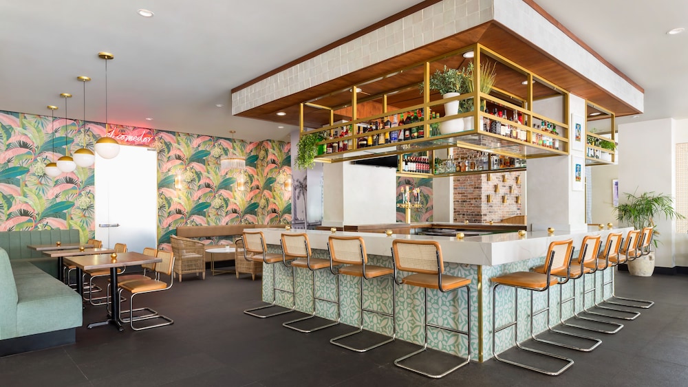 YVE Hotel Miami — Restaurant & bars in Miami, Florida