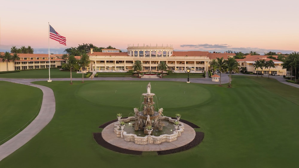 Trump National Doral Miami — Hotel building in Miami, Florida