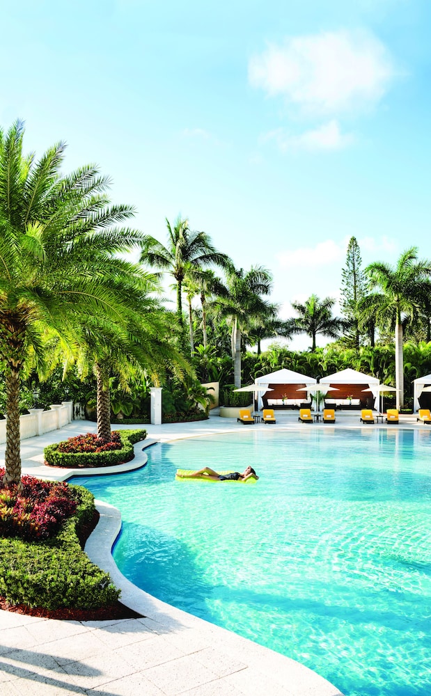Trump National Doral Miami — Swimming pool in Miami, Florida