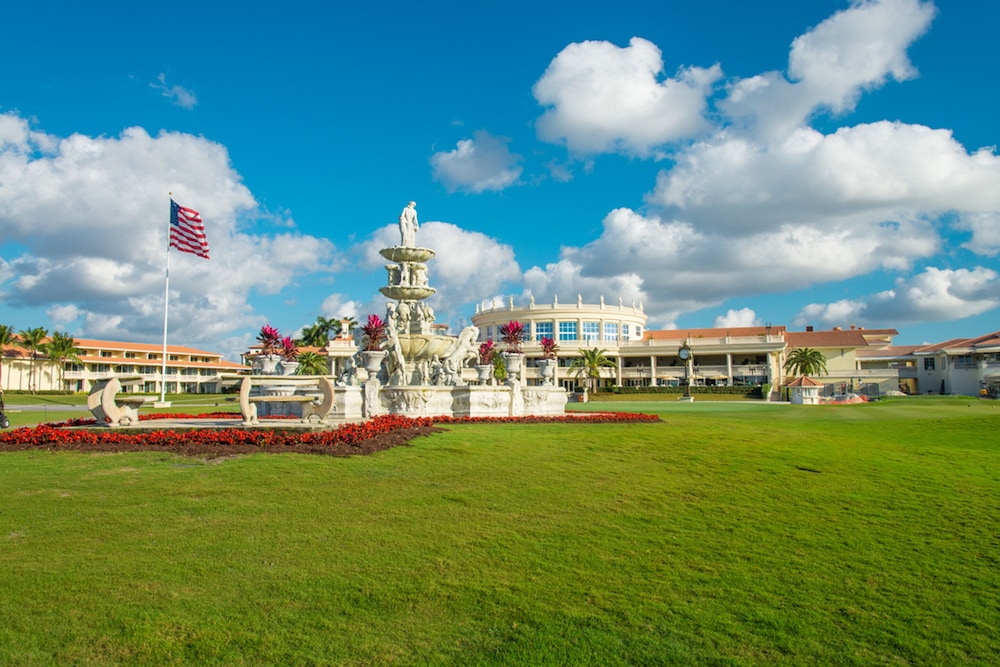 Trump National Doral Miami — Hotel building in Miami, Florida